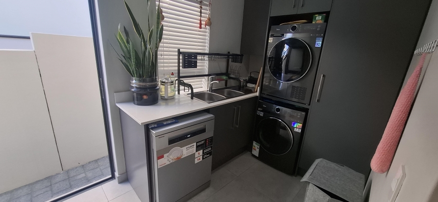 To Let 3 Bedroom Property for Rent in Groot Phesantekraal Estate Western Cape